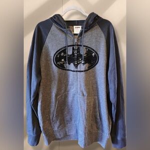 Batman Logo Label NWOT Hoodie size Large